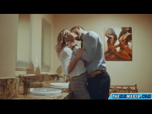 ❤️ Том биетэй шаргал үст таныг нийтийн бие засах газар уруу татах үед ❌ Зүгээр л порно манайд mn.chengchengsm4.top
